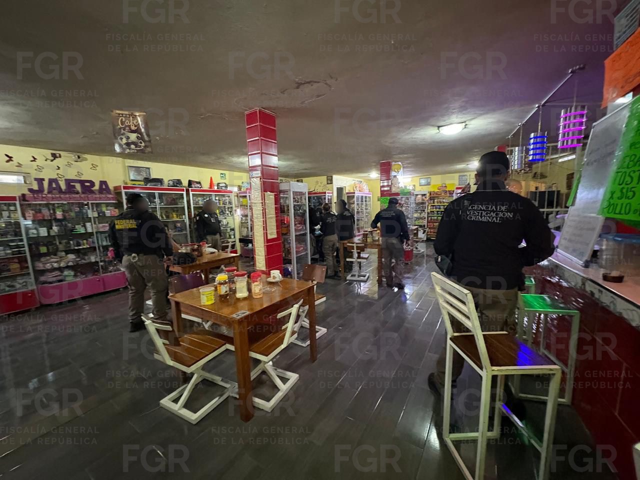 En cateo, FGR asegura más de 19 mil pastillas psicotrópicas en Yauhuquemecan